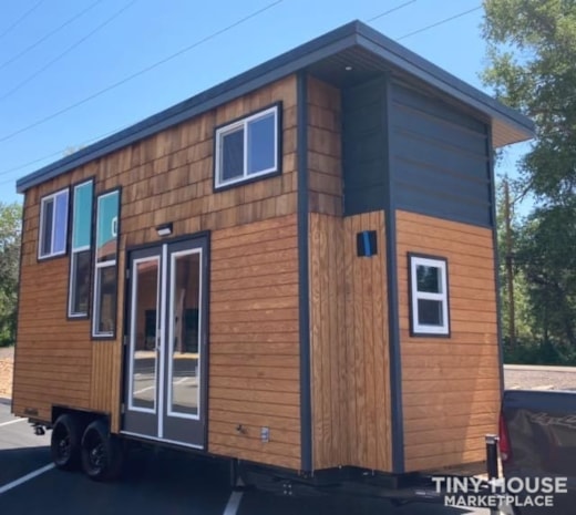 Modern Tony Home - Minimalist Living with Maximum Comfort