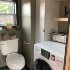 Modern Tony Home - Minimalist Living with Maximum Comfort - Image 5 Thumbnail