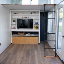 Monarch - 30' Modern Tiny House - Image 5 Thumbnail