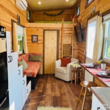 SOLD~~ 24 x 8  Custom Built Tiny House that's fully furnished! - Image 3 Thumbnail