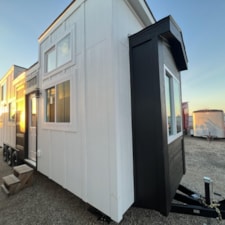 Must See 28ft NOAH Certified Luxury Tiny House: Schedule Your Tour Today! - Image 4 Thumbnail