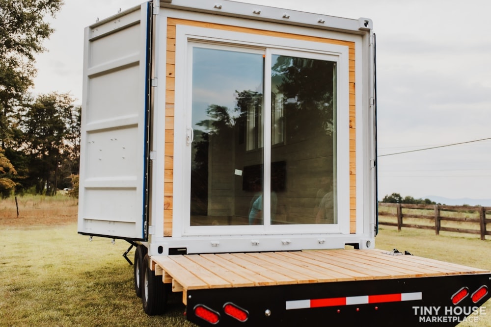 20 ft long x 8 ft wide Modern Container Home on Wheels - Image 1 Thumbnail