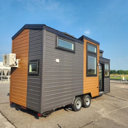 New 2023, (Reduced Price) 22' Tiny House on Wheels, Off Grid Ready  - Image 2 Thumbnail