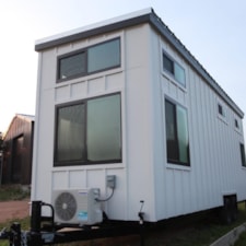 New 2023 NOAH certified 28' double loft Tiny Home built by Nomad Tiny Homes - Image 4 Thumbnail