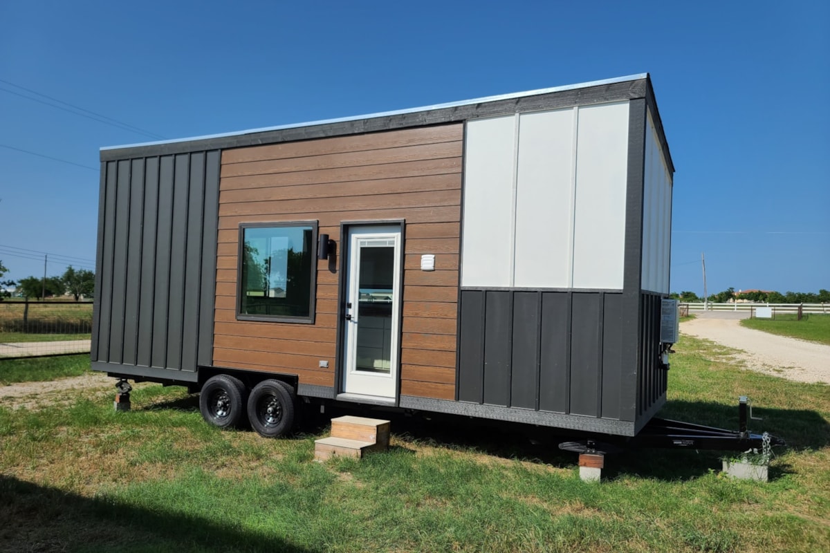 New 2024 8.5'x26' Tiny House on Wheels (by Milestone Tiny Homes) - Image 1 Thumbnail