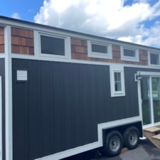Just Completed and REDUCED NOAH CERTIFIED Craftsman Style tinyhome  - Image 6 Thumbnail