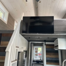  Beautiful 28ft Craftsman style TinyHome - Image 6 Thumbnail