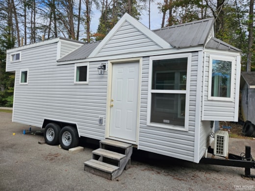 NEW 24ft THOW  (KVEC Lee County)