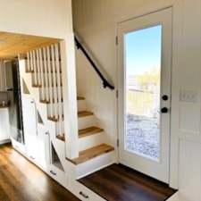 New Extra Large 595 Sq Ft Tiny Home - Image 5 Thumbnail