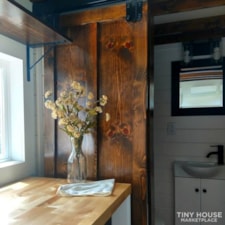  New Build 2019 Tiny Home on Wheels - Image 5 Thumbnail