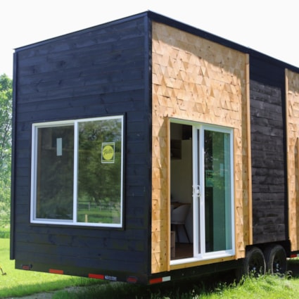 New Build Tiny House on Wheels Modern Eco home 28’ x 8’6” - Image 2 Thumbnail