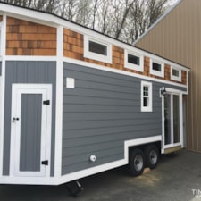 NEW Craftsman style 24 foot Tiny Home - Image 4 Thumbnail