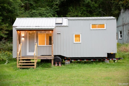New Custom-built 24ft Tiny Home