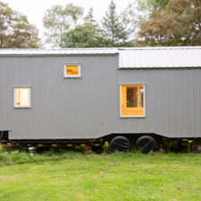 New Custom-built 24ft Tiny Home - Image 4 Thumbnail