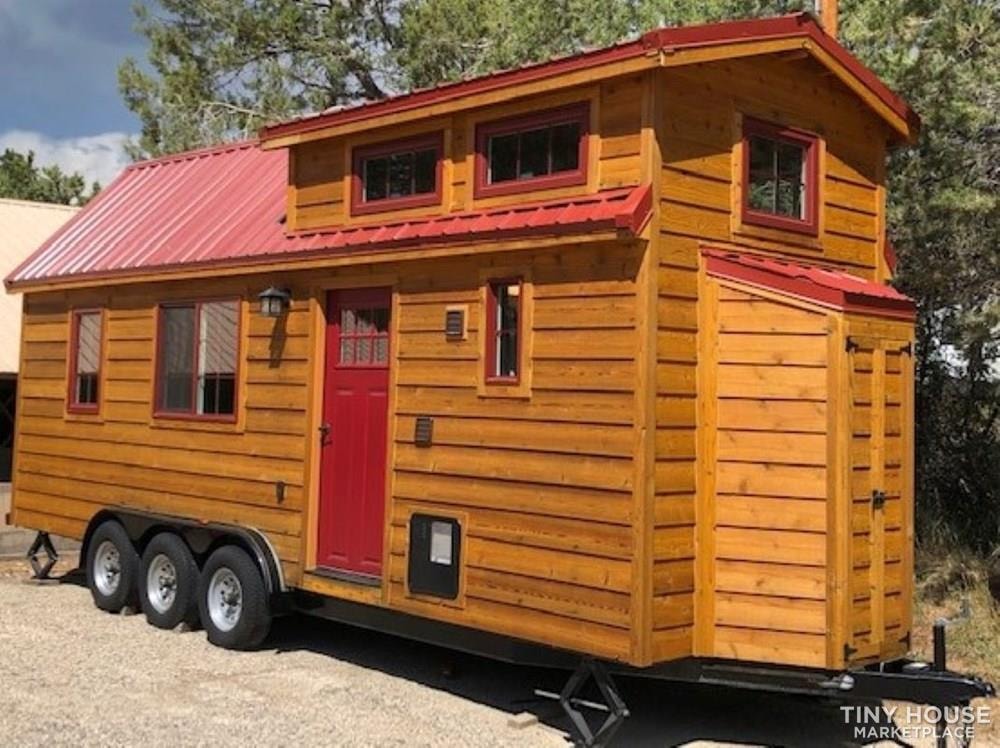 New Custom Cedar Tiny House - Image 1 Thumbnail