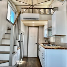 New Flagship by Spring Mountain Tiny Homes Noah Certified - Image 4 Thumbnail