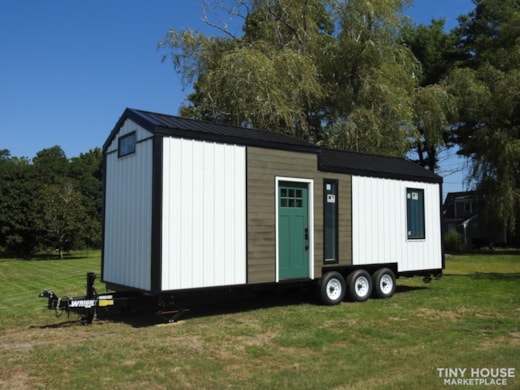 NEW Professionally Built 28' x 8'6" Tiny Home Shell
