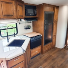 Newly remodeled Modern Rustic RV tiny home - Image 4 Thumbnail