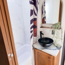 Newly remodeled Modern Rustic RV tiny home - Image 5 Thumbnail