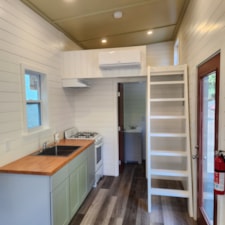 NOAH certified 26' tiny house - Image 5 Thumbnail