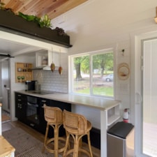 NOAH Certified - 28' Luxury Tiny Home on Wheels - Full Kitchen & Bathroom - Image 4 Thumbnail