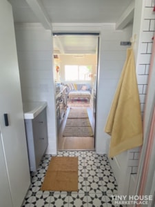 NOAH Certified - 28' Luxury Tiny Home on Wheels - Full Kitchen & Bathroom - Image 6 Thumbnail