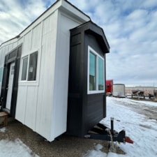 Exquisite 28ft NOAH Certified Luxury Tiny House Awaits: Schedule Your Tour! - Image 3 Thumbnail