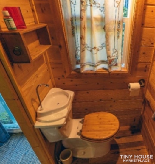 Non-Toxic Cozy Tiny Home 