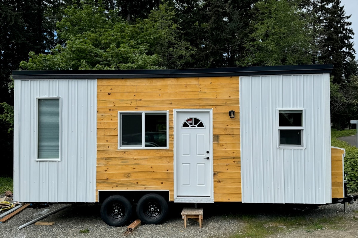 Non Toxic Made Tiny Home on Wheels!! Gig Harbor WA - Image 1 Thumbnail