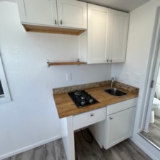 Off Grid 20ft Conex tiny home - Image 5 Thumbnail