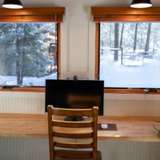 Off-Grid Luxury Mobile Double Office - Image 3 Thumbnail