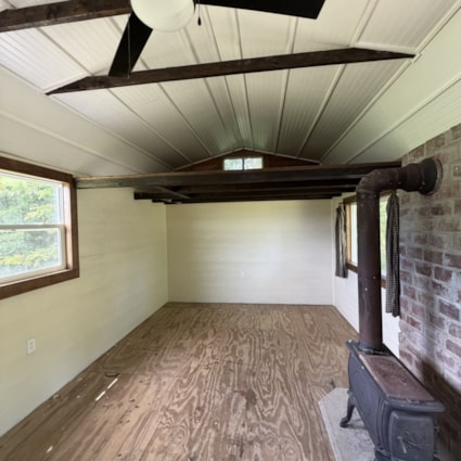 Off-Grid Tiny Home / Cabin 12' x 24' - Image 2 Thumbnail