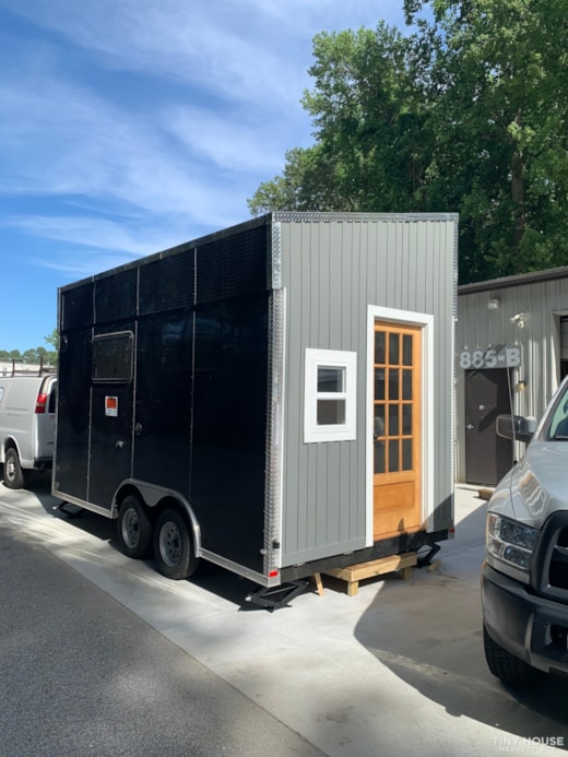 Off Grid Tiny House with Flare 