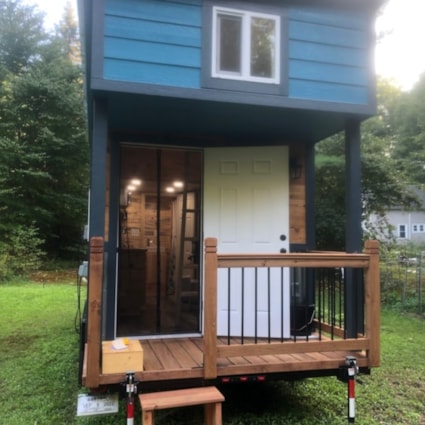 Practically New Off-grid Tiny House On Wheels $42,500 - Image 2 Thumbnail