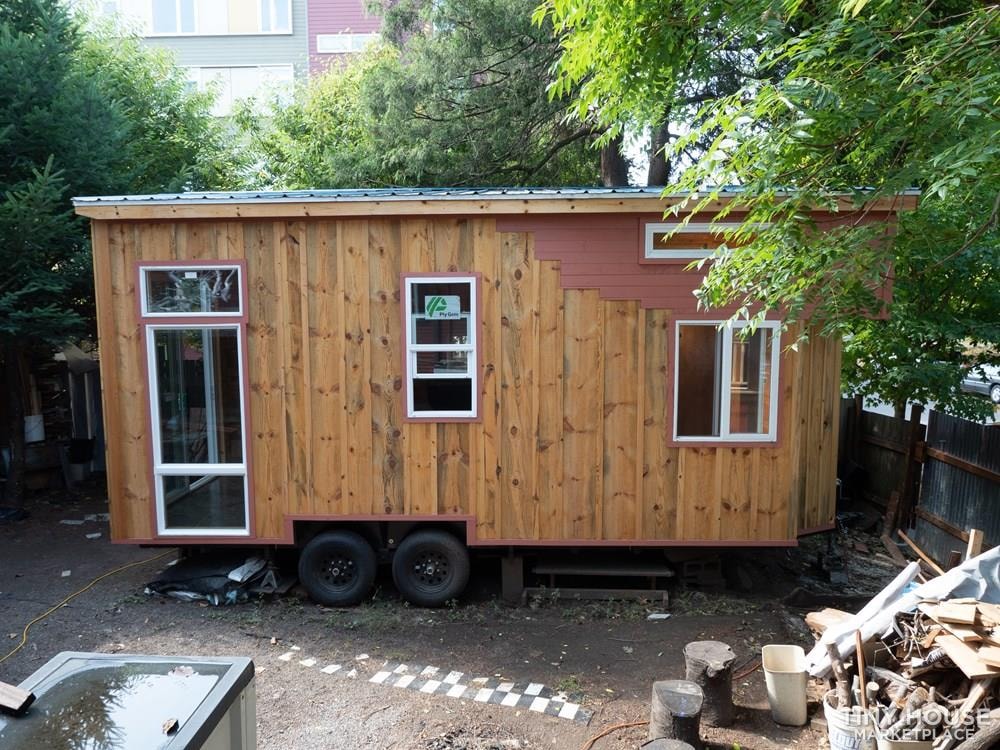 Lux Tiny Home on Wheels...financing available! - Image 1 Thumbnail