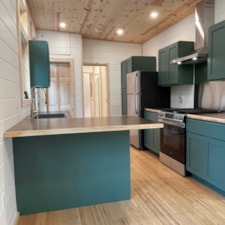 Park Model~New~NOAH Certified 400 sq ft Tiny Home - Image 5 Thumbnail