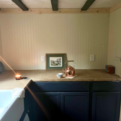 Park Model Tiny House Cottage  - Image 2 Thumbnail