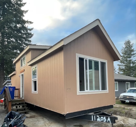 Park Model - Your Perfect ADU or Tiny Home on Wheels!