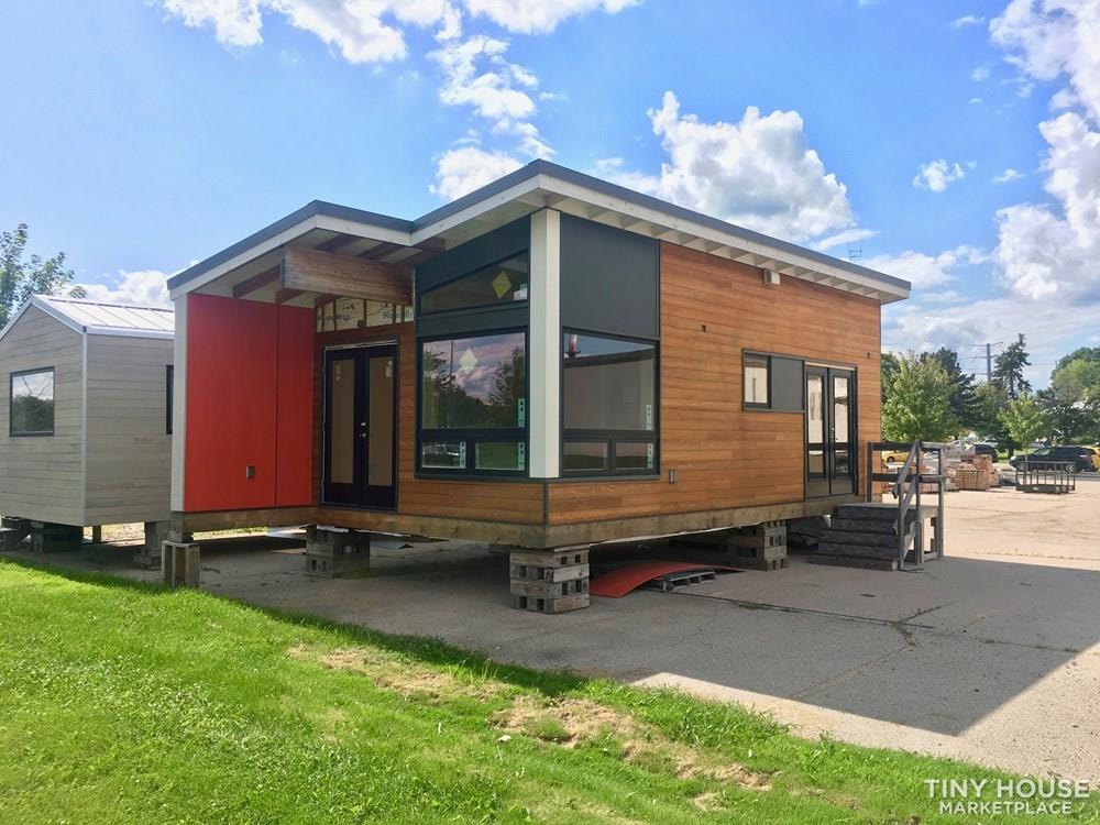 Finish this nearly completed oversized tiny home to your tastes! - Image 1 Thumbnail