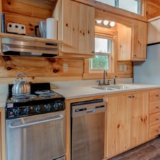 Plug in and play Tiny Home waiting to moved to your location - Image 4 Thumbnail