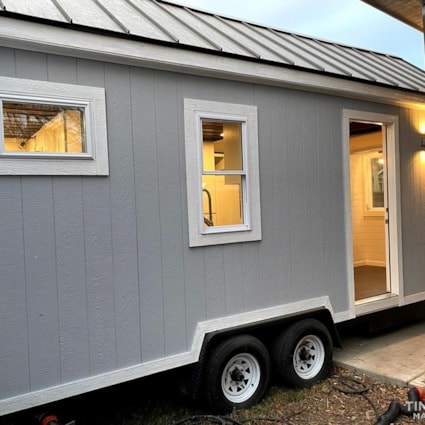 Premium New Tiny House/Home on Wheels for Sale! - Image 2 Thumbnail