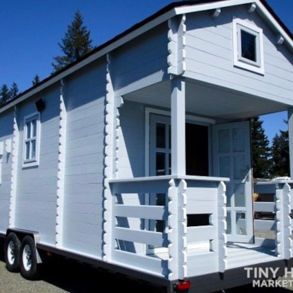 Professionally Built 30' Tiny Home RV Park Model - Image 2 Thumbnail