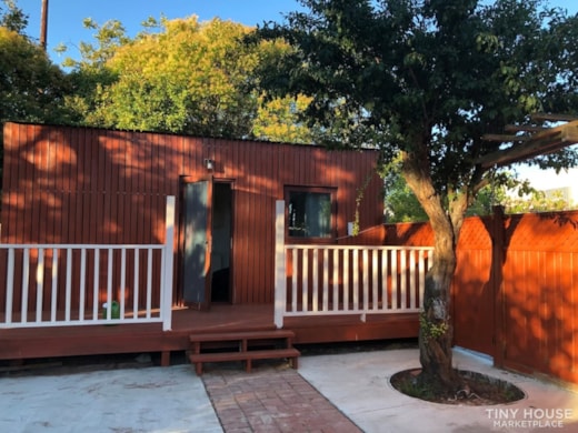professionally built container house  (in San Francisco Bay Area)