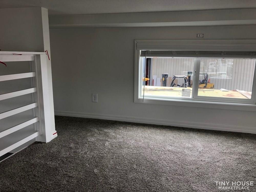 Tiny House for Sale - River Front Home 1bd/1ba with double