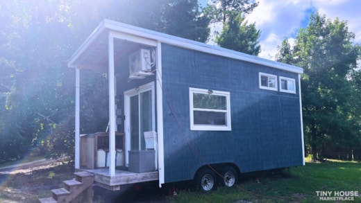 SELF-SUSTAINING, OFF-GRID TINY HOME ON WHEELS (THOW), NEWLY MADE 2022
