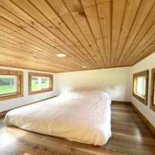 SELF-SUSTAINING, OFF-GRID TINY HOME ON WHEELS (THOW), NEWLY MADE 2022 - Image 4 Thumbnail