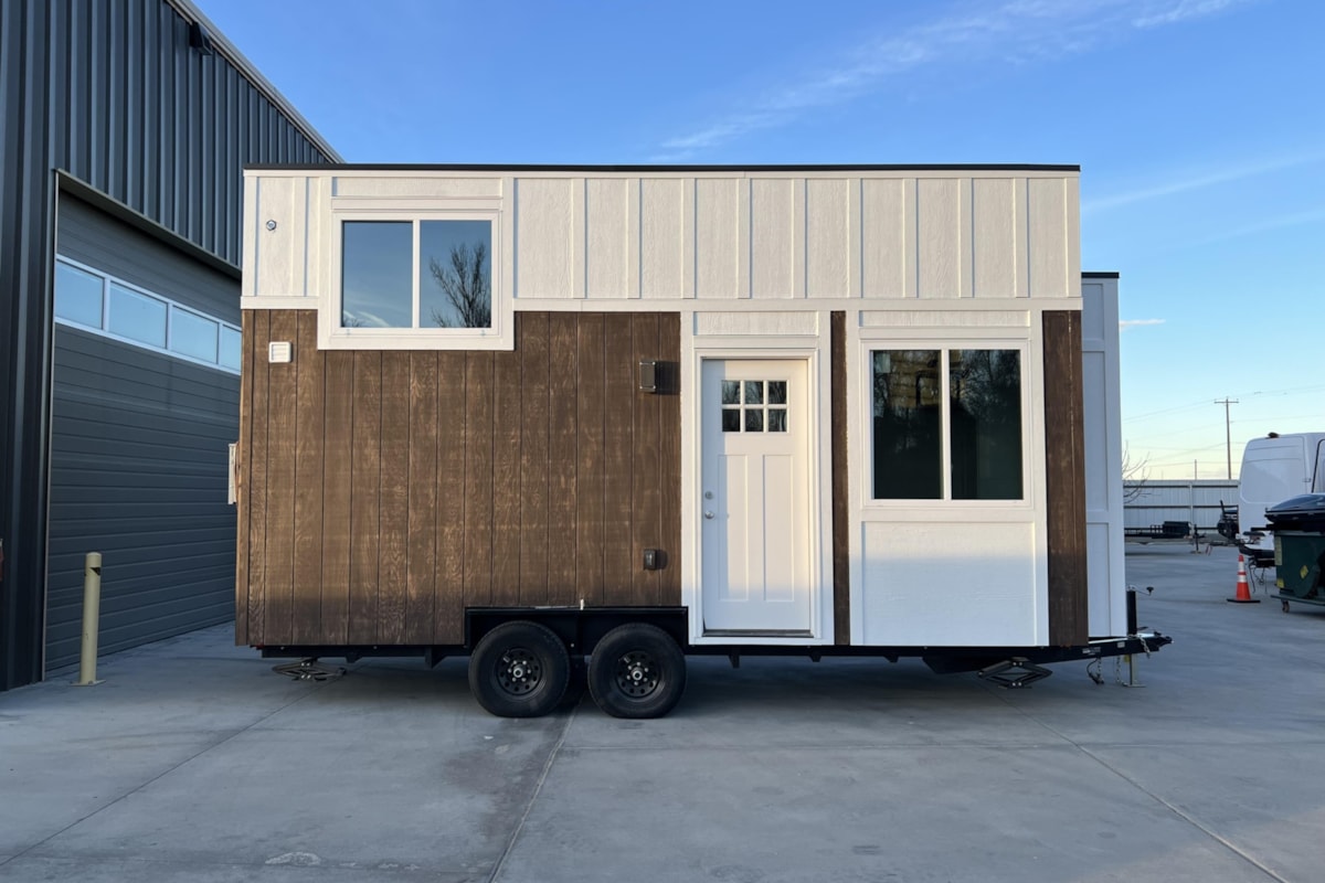 Simple & Modern 8.5Ft Wide x 20Ft. Long Tiny Home for Sale! - Image 1 Thumbnail