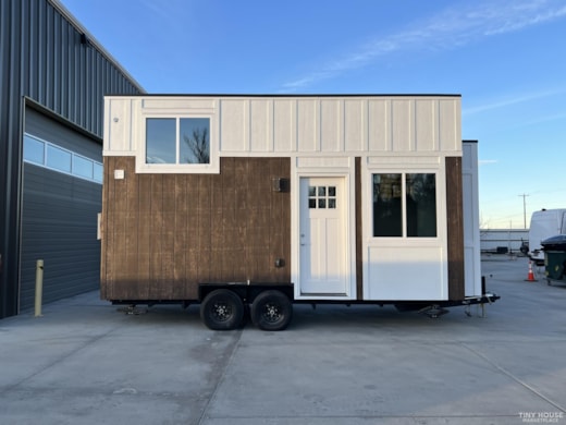 Simple & Modern 8.5Ft Wide x 20Ft. Long Tiny Home for Sale!