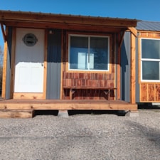 SINGLE LEVEL TINY HOUSE ON WHEELS 1 BED 1 BATH - Image 4 Thumbnail