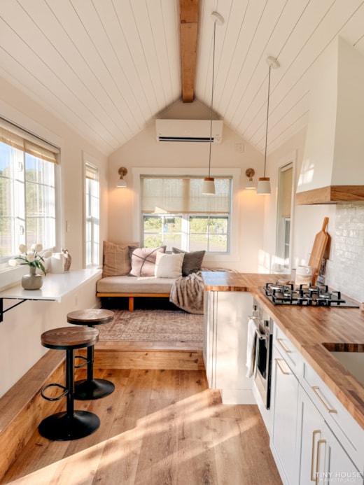Skogsnest Tiny House - 26x8.5 - Scandinavian Moon Cabin